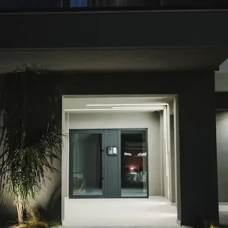 Apartment Id Residences 301 *